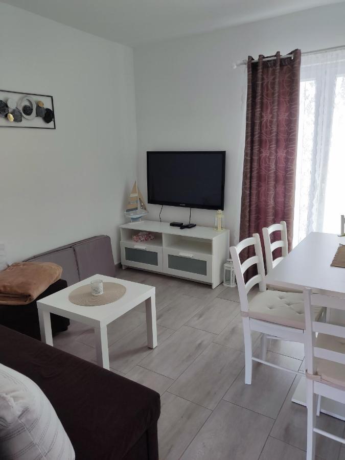 Apartmani Ima Рованьска Экстерьер фото