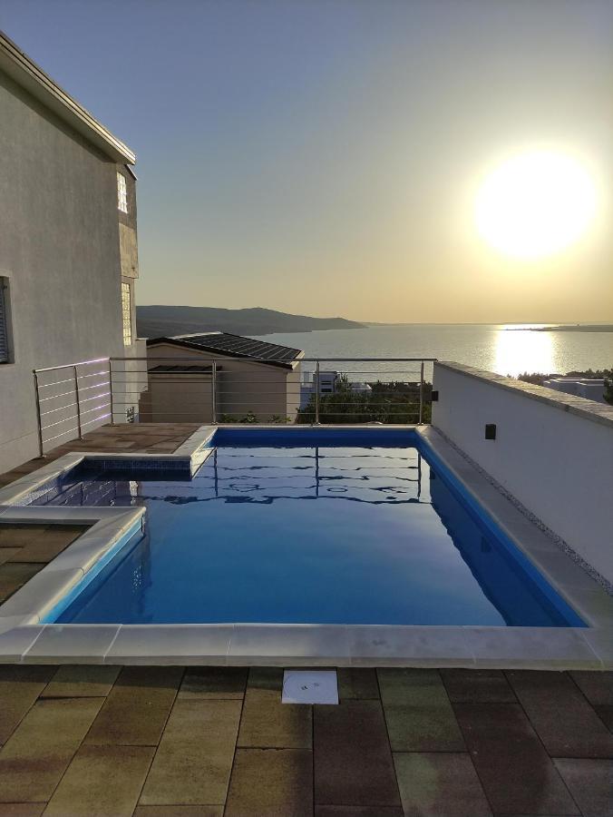 Apartmani Ima Рованьска Экстерьер фото